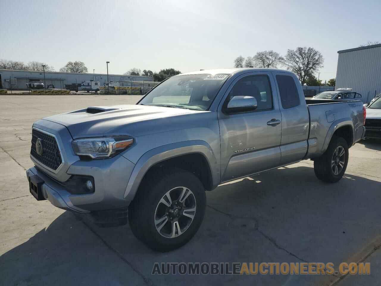 5TFRZ5CN2JX064535 TOYOTA TACOMA 2018