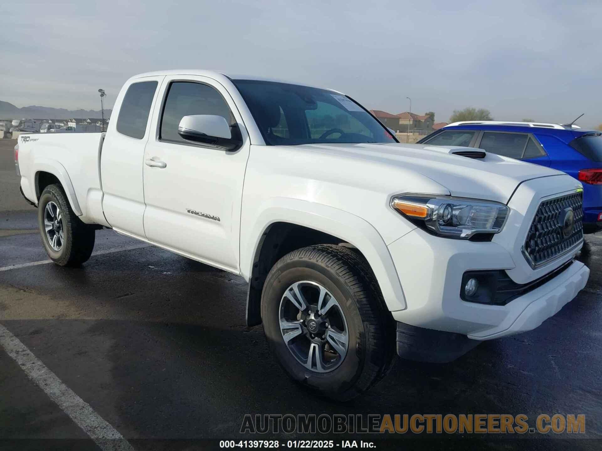 5TFRZ5CN8JX064734 TOYOTA TACOMA 2018