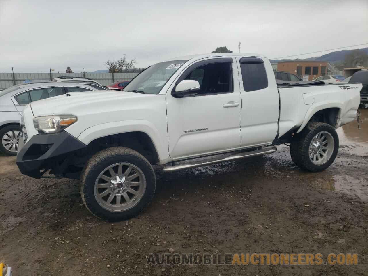 5TFRZ5CNXGX011705 TOYOTA TACOMA 2016