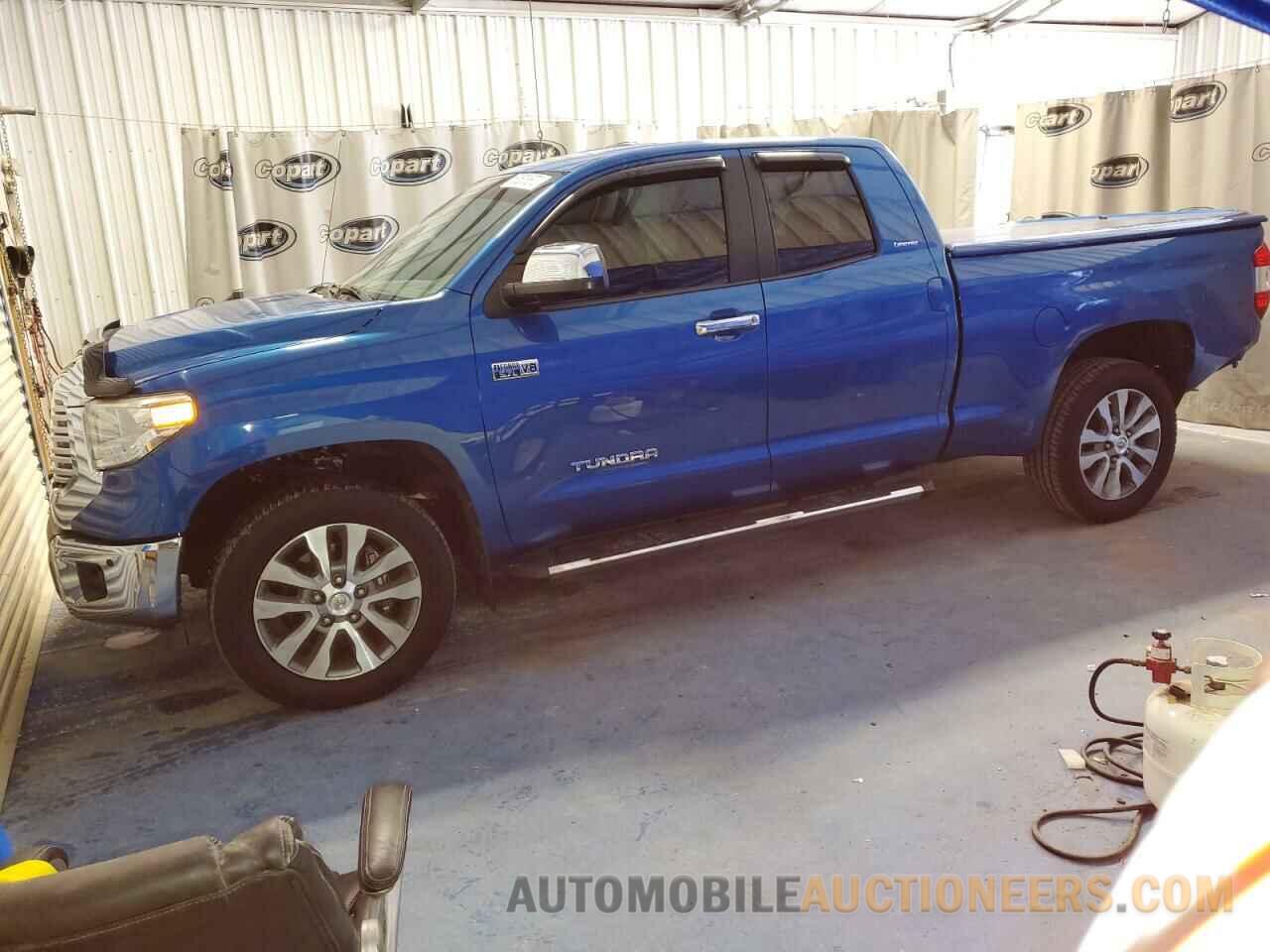 5TFSW5F12HX220196 TOYOTA TUNDRA 2017