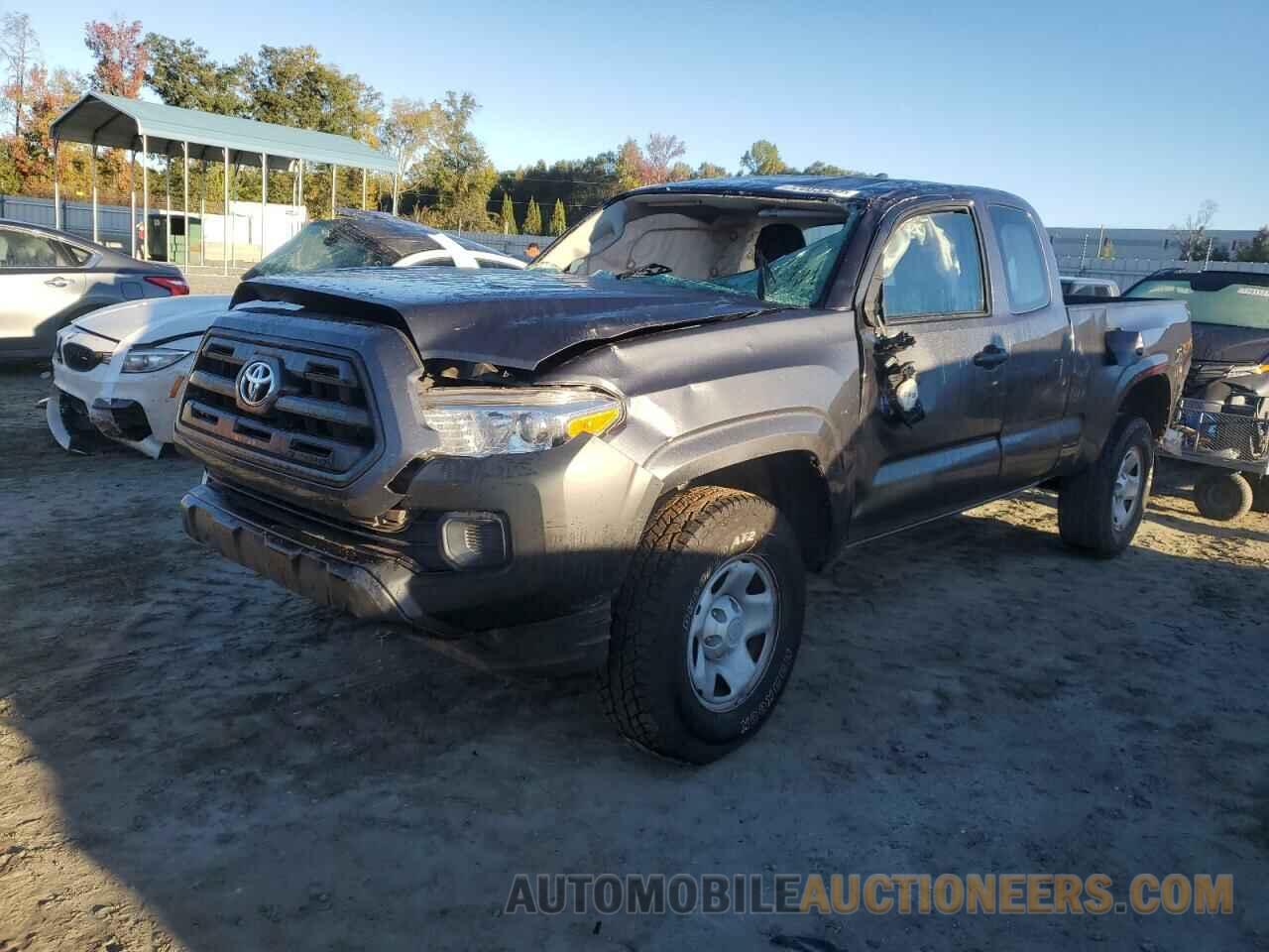 5TFSX5EN2HX047572 TOYOTA TACOMA 2017