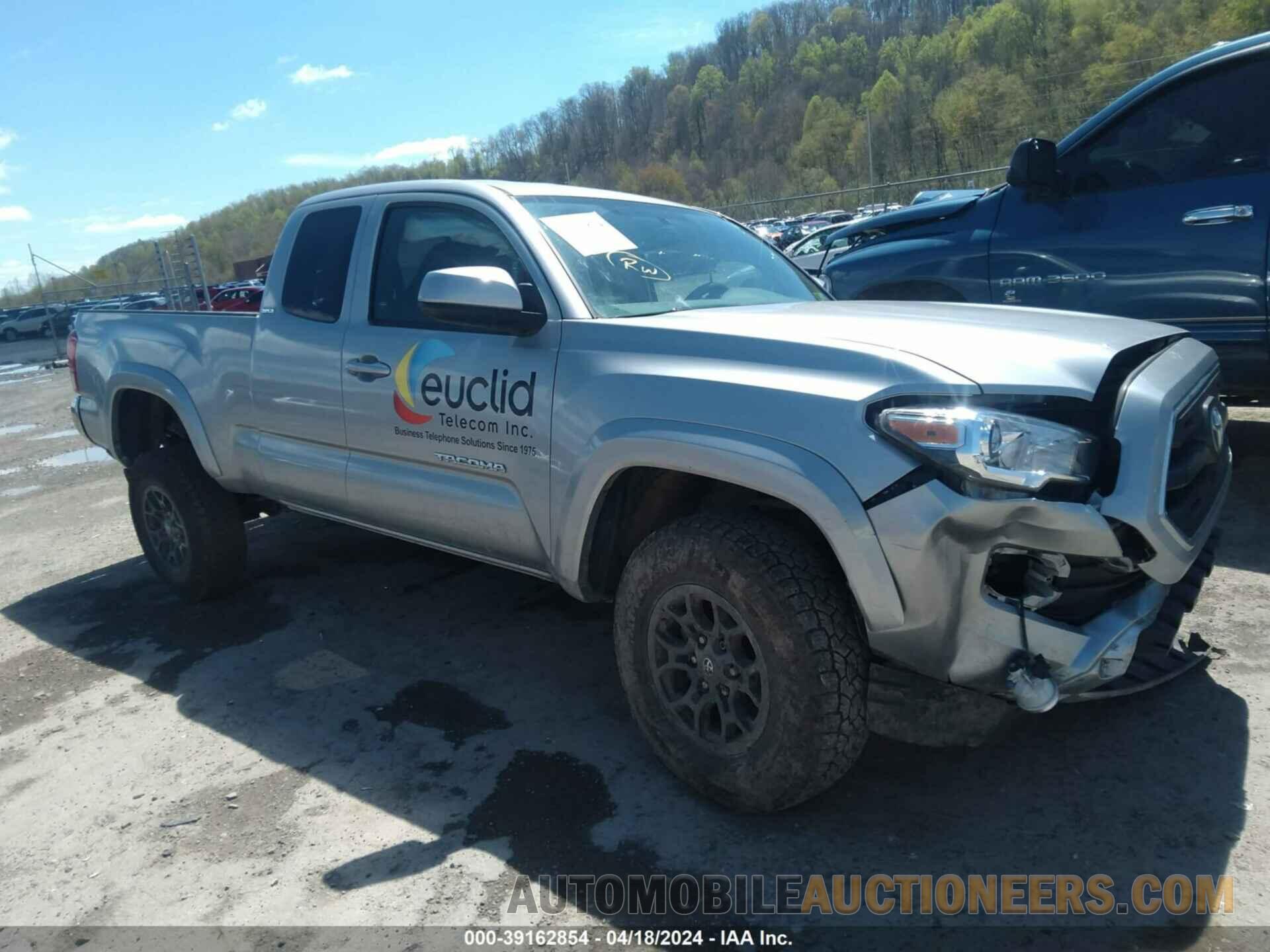 5TFSZ5AN0HX056738 TOYOTA TACOMA 2017