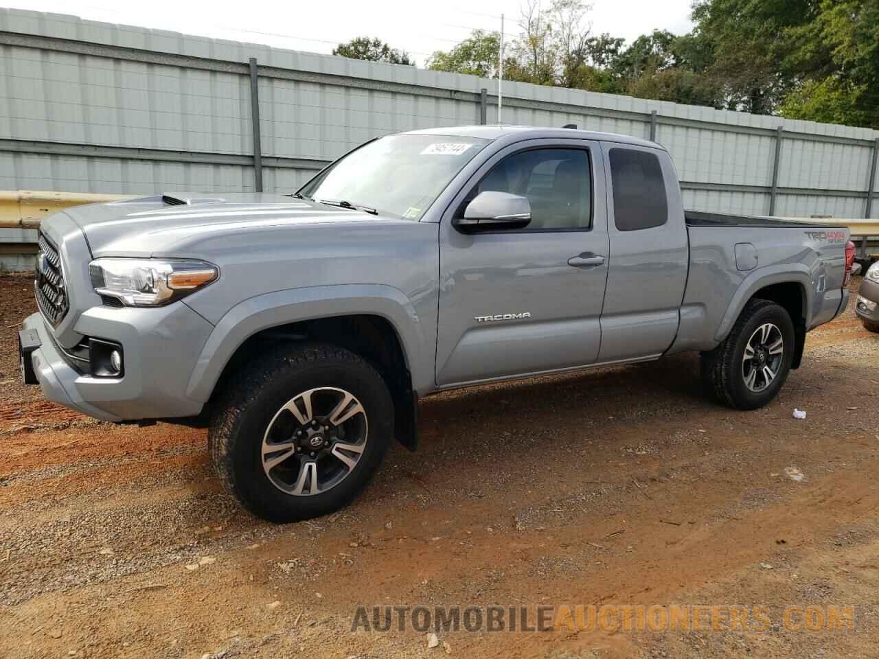 5TFSZ5AN0JX164735 TOYOTA TACOMA 2018