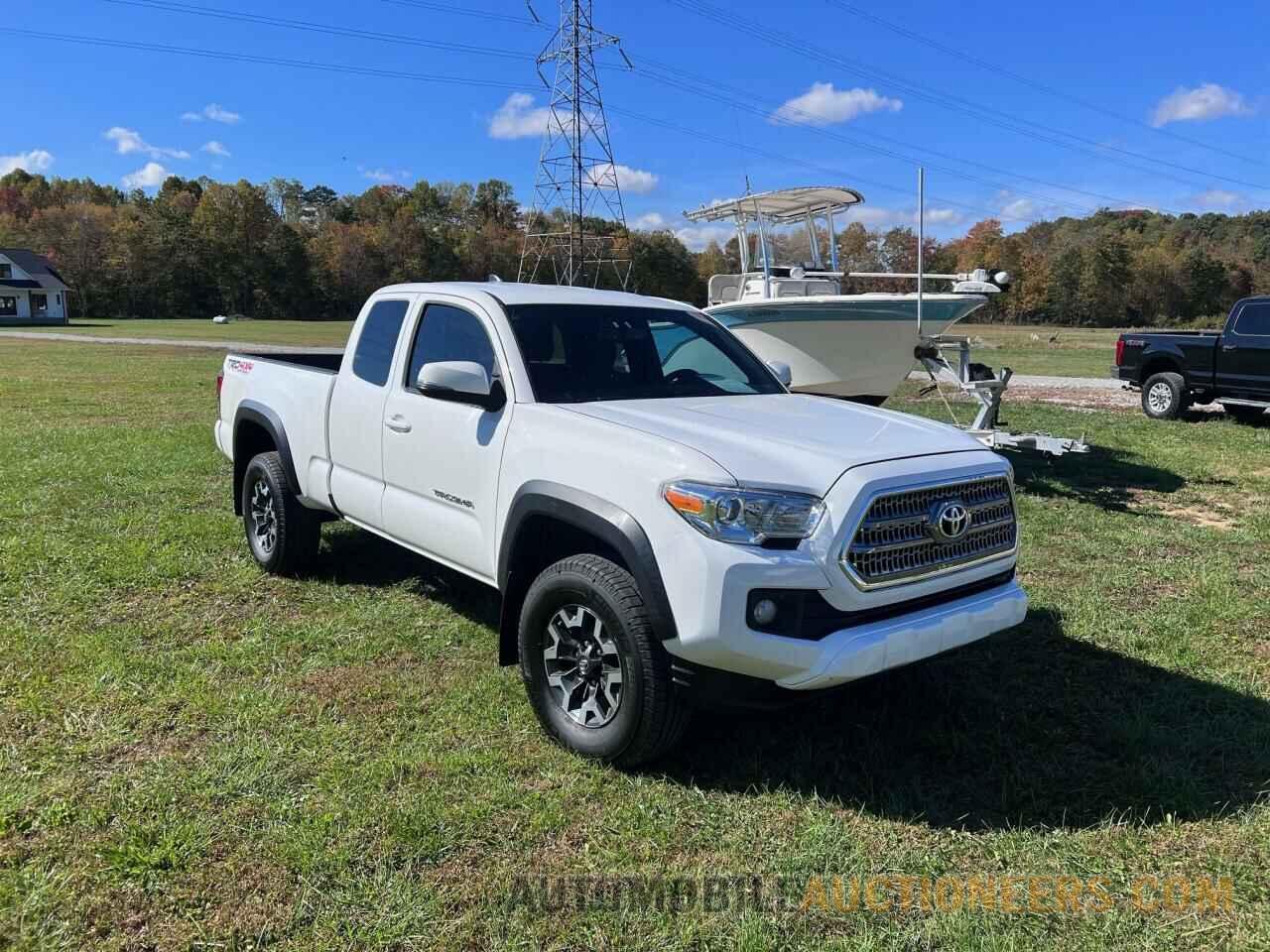 5TFSZ5AN1HX103825 TOYOTA TACOMA 2017