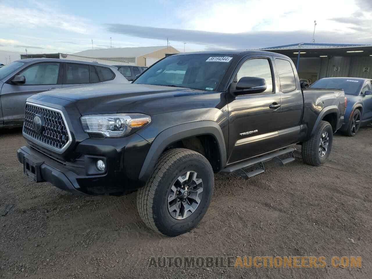 5TFSZ5AN3JX127615 TOYOTA TACOMA 2018