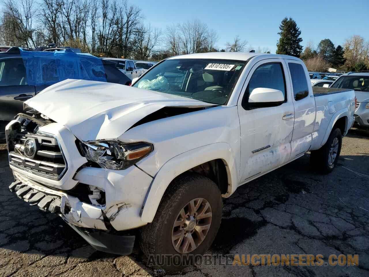 5TFSZ5AN3JX152546 TOYOTA TACOMA 2018