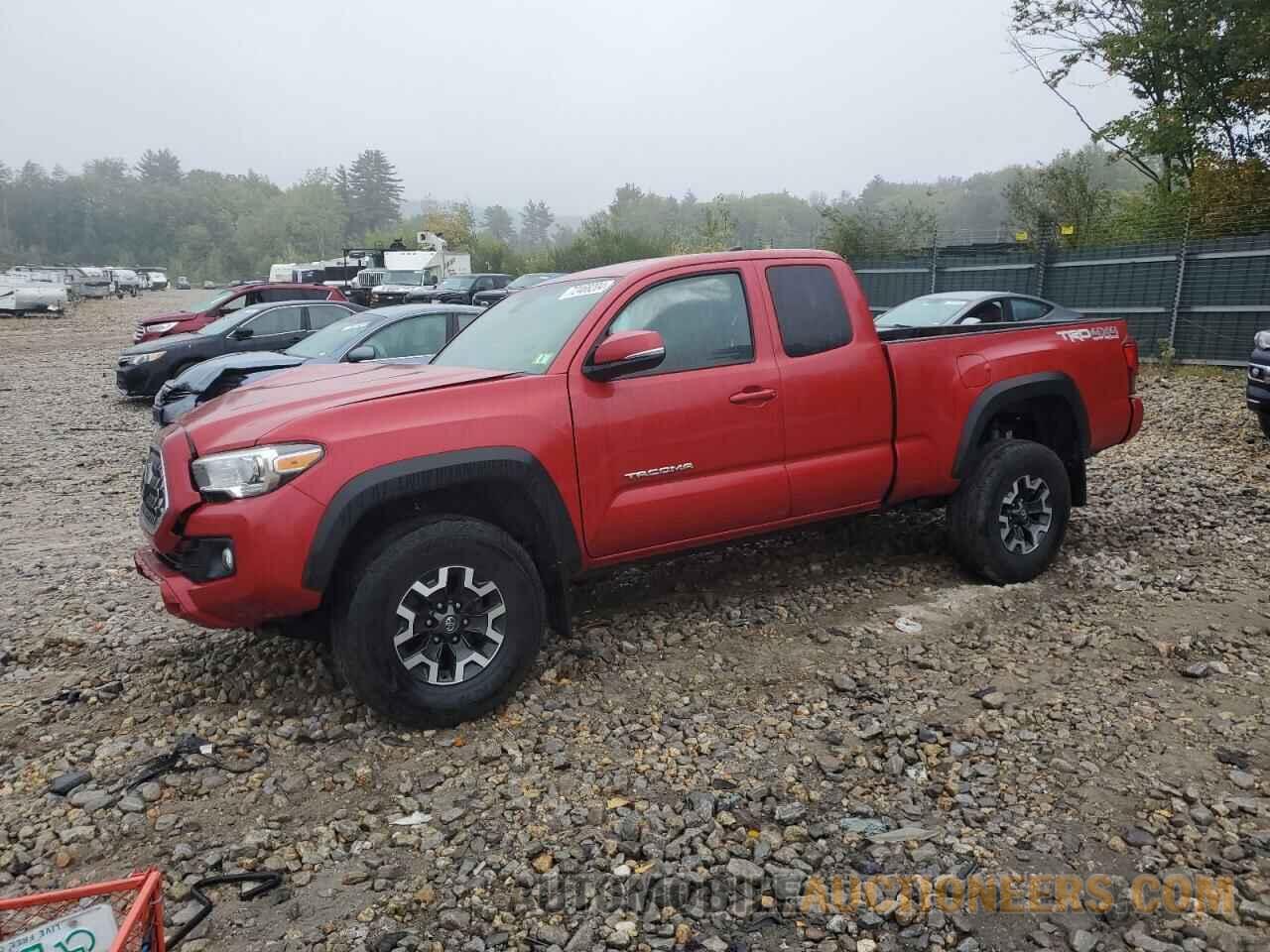 5TFSZ5AN3JX156483 TOYOTA TACOMA 2018