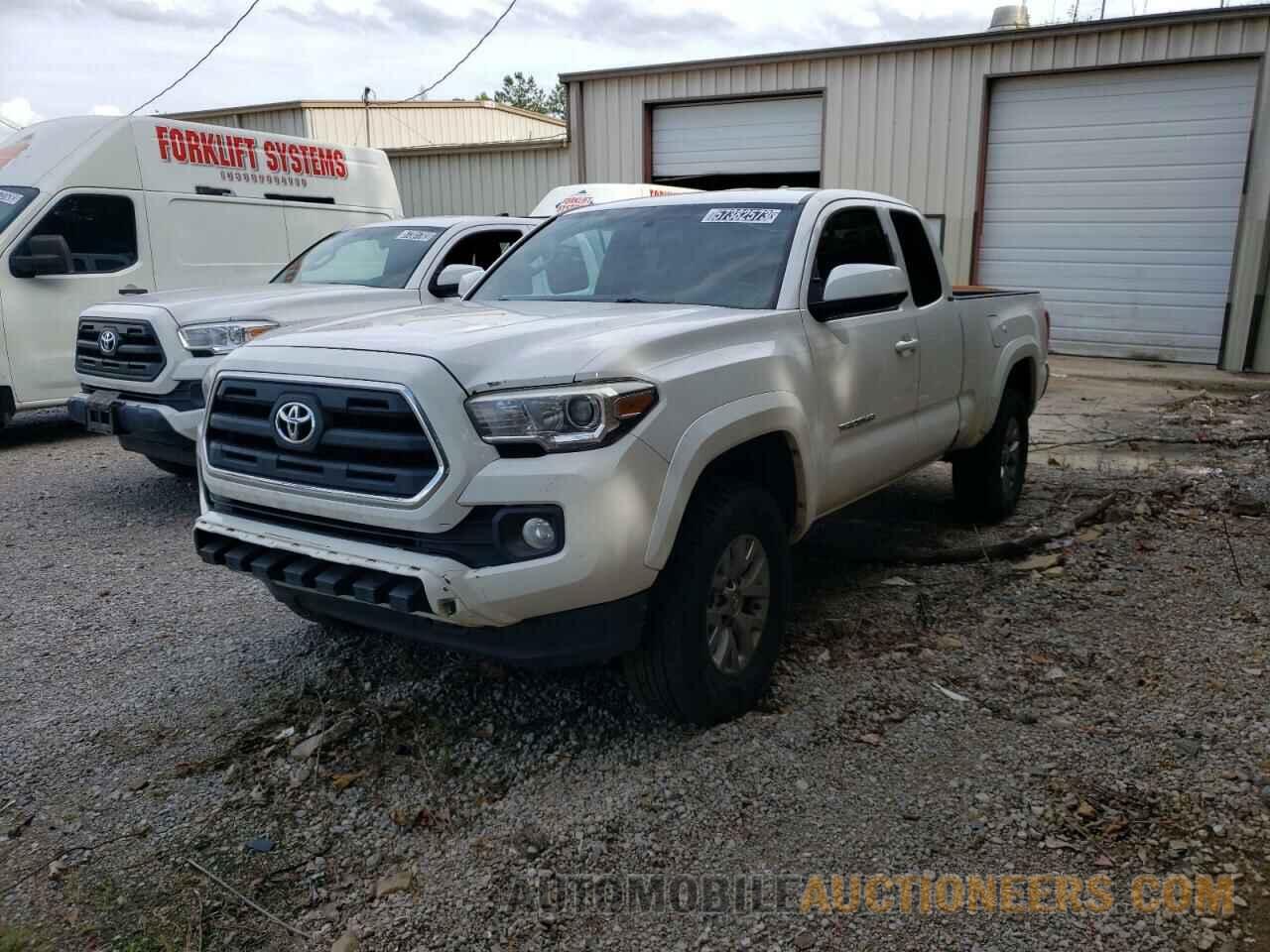 5TFSZ5AN5HX072966 TOYOTA TACOMA 2017