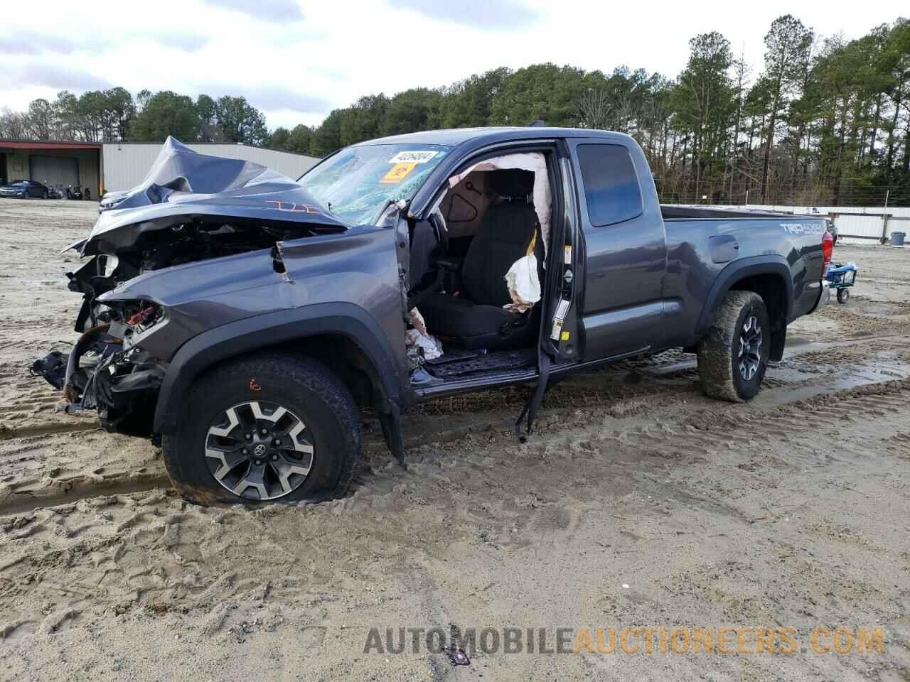 5TFSZ5AN5JX123968 TOYOTA TACOMA 2018