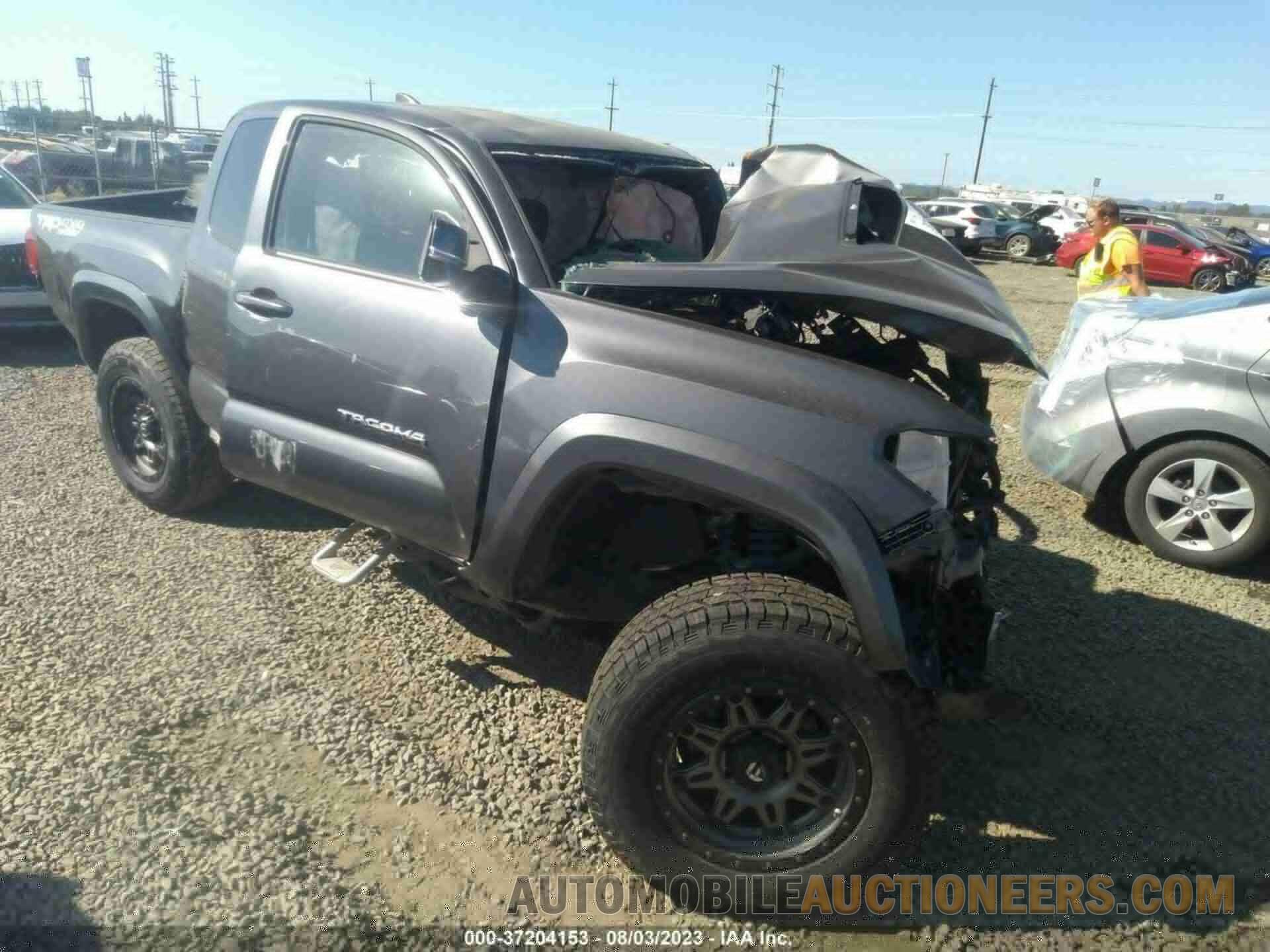 5TFSZ5AN6GX017988 TOYOTA TACOMA 2016