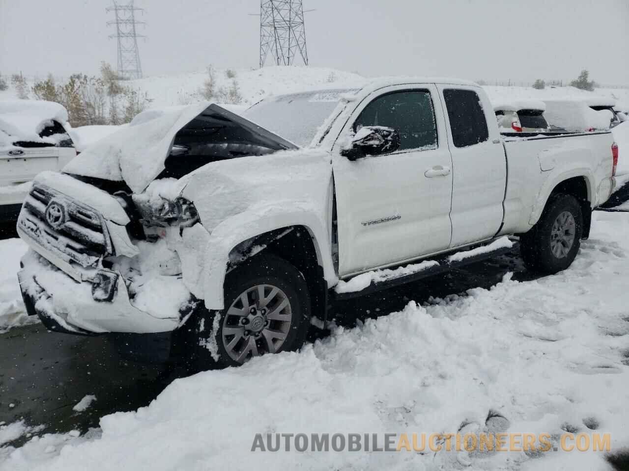 5TFSZ5AN6HX109104 TOYOTA TACOMA 2017