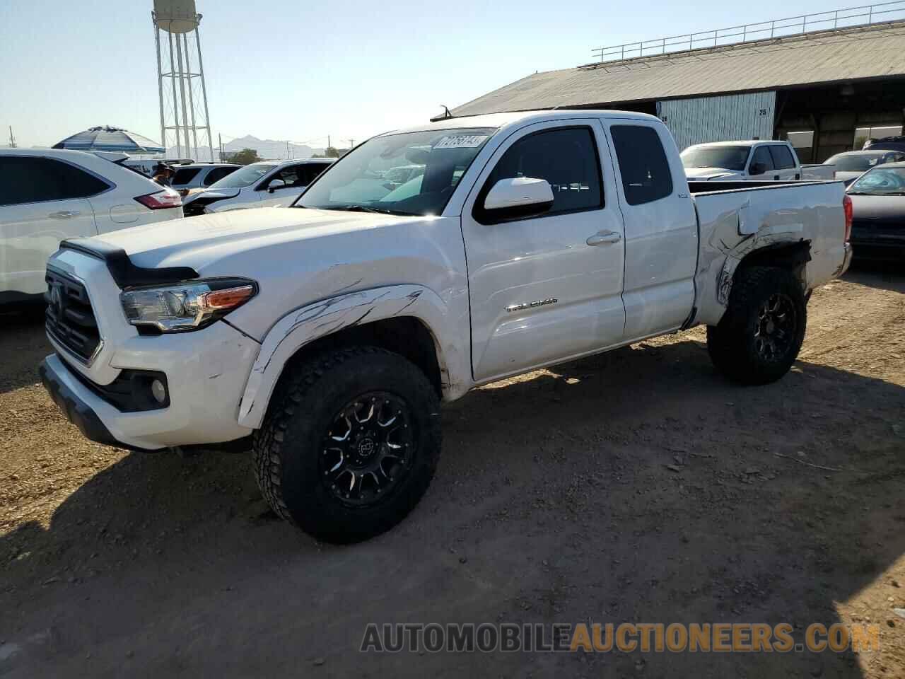 5TFSZ5AN6JX136793 TOYOTA TACOMA 2018