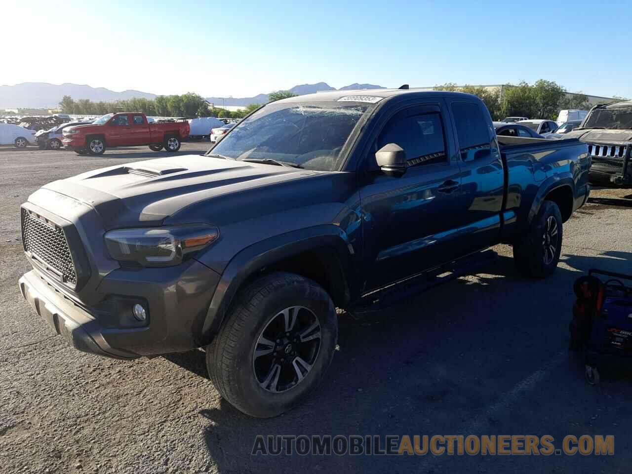 5TFSZ5AN8HX054039 TOYOTA TACOMA 2017