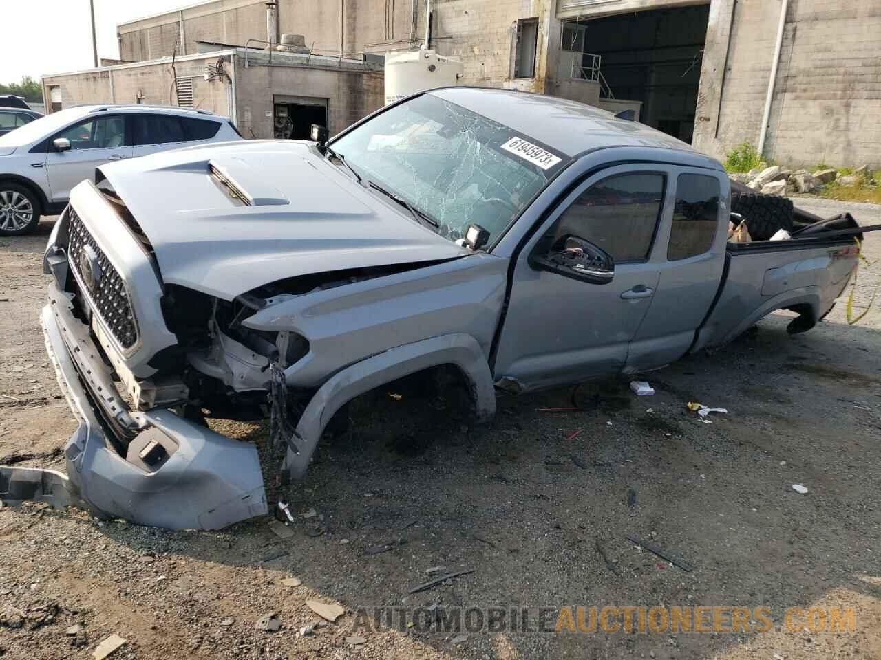 5TFSZ5ANXJX160739 TOYOTA TACOMA 2018