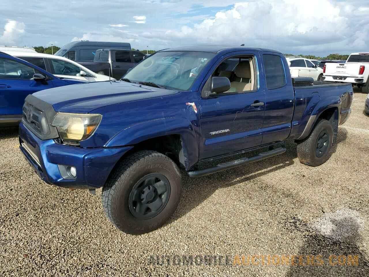 5TFTU4GN7FX065437 TOYOTA TACOMA 2015