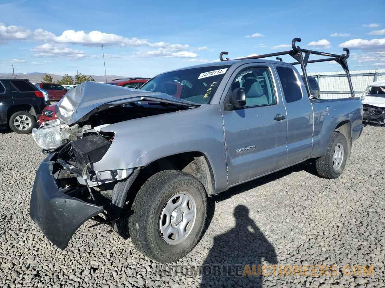 5TFTX4CN0FX051943 TOYOTA TACOMA 2015