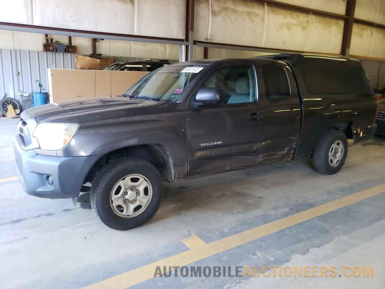 5TFTX4CN2FX049840 TOYOTA TACOMA 2015