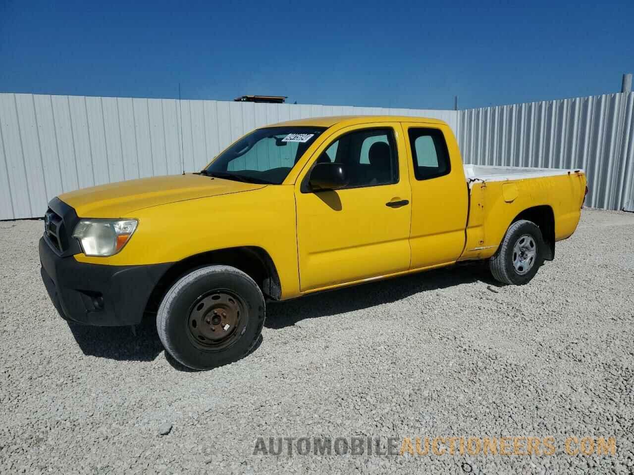 5TFTX4CN2FX057372 TOYOTA TACOMA 2015