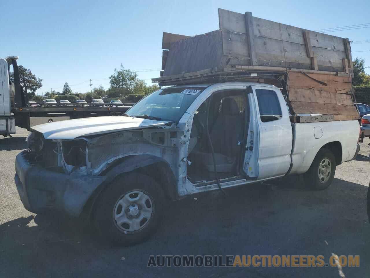 5TFTX4CN4FX051086 TOYOTA TACOMA 2015