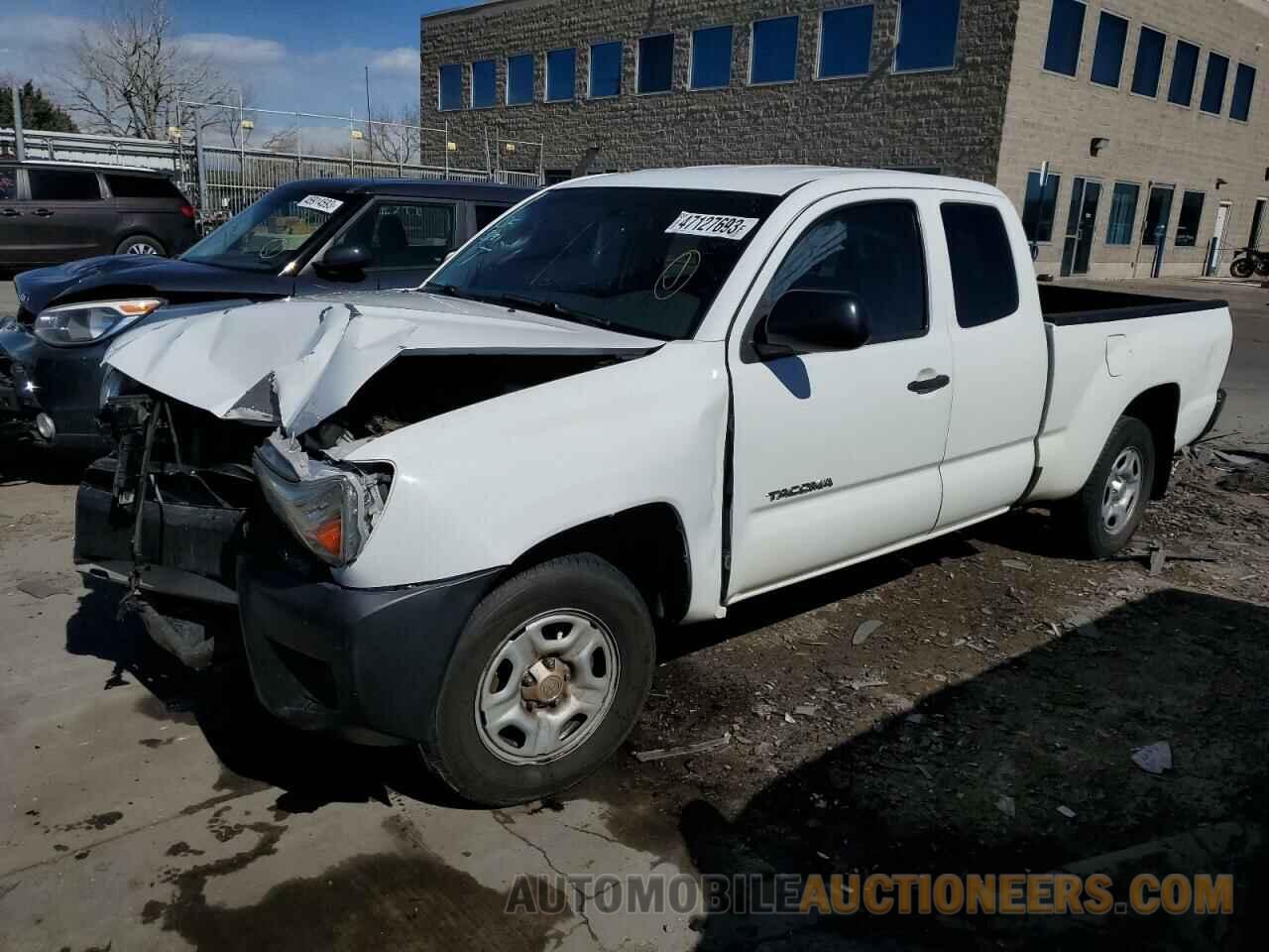 5TFTX4CN4FX068616 TOYOTA TACOMA 2015