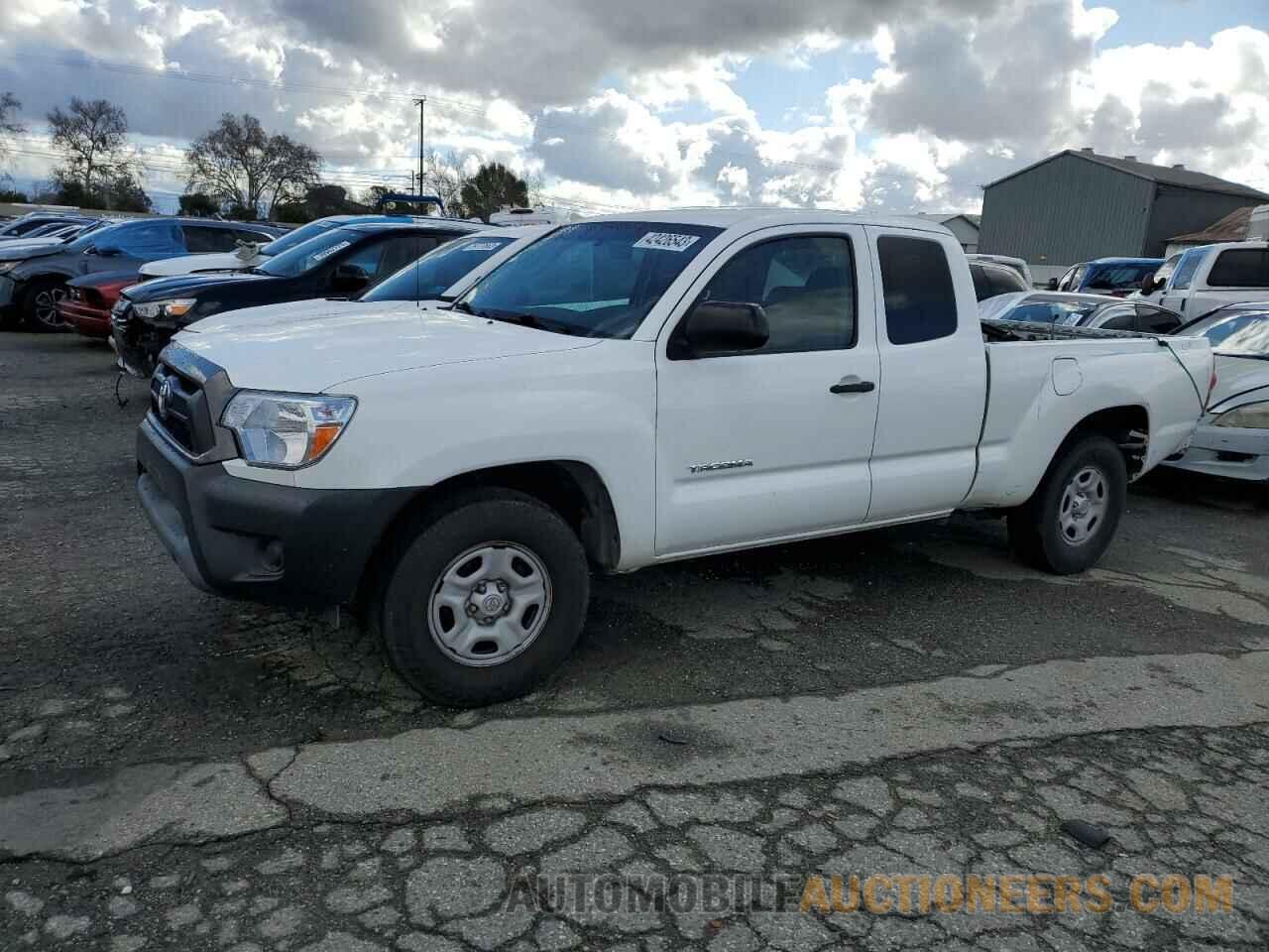 5TFTX4CN5FX052215 TOYOTA TACOMA 2015