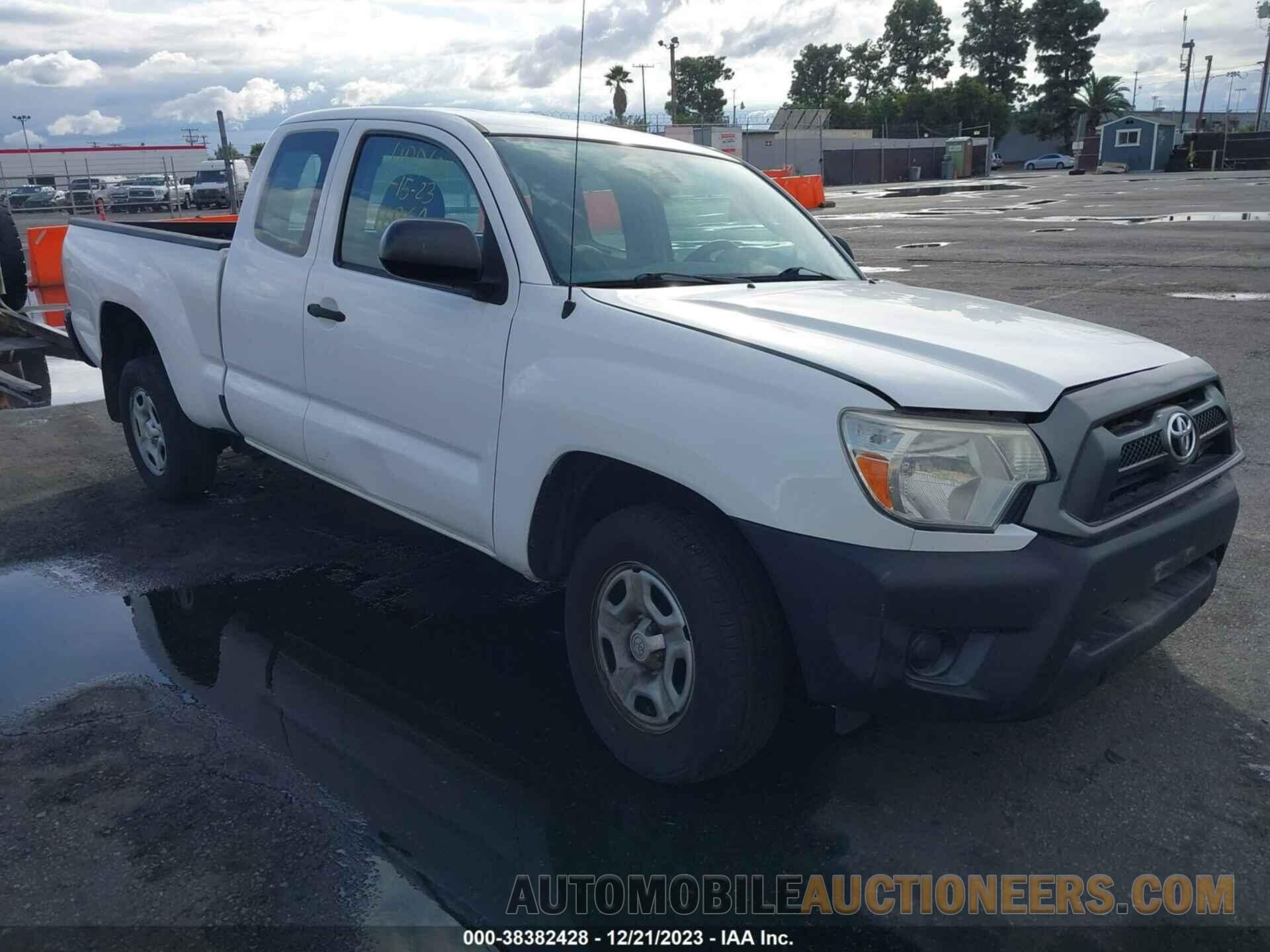 5TFTX4CN8FX051379 TOYOTA TACOMA 2015