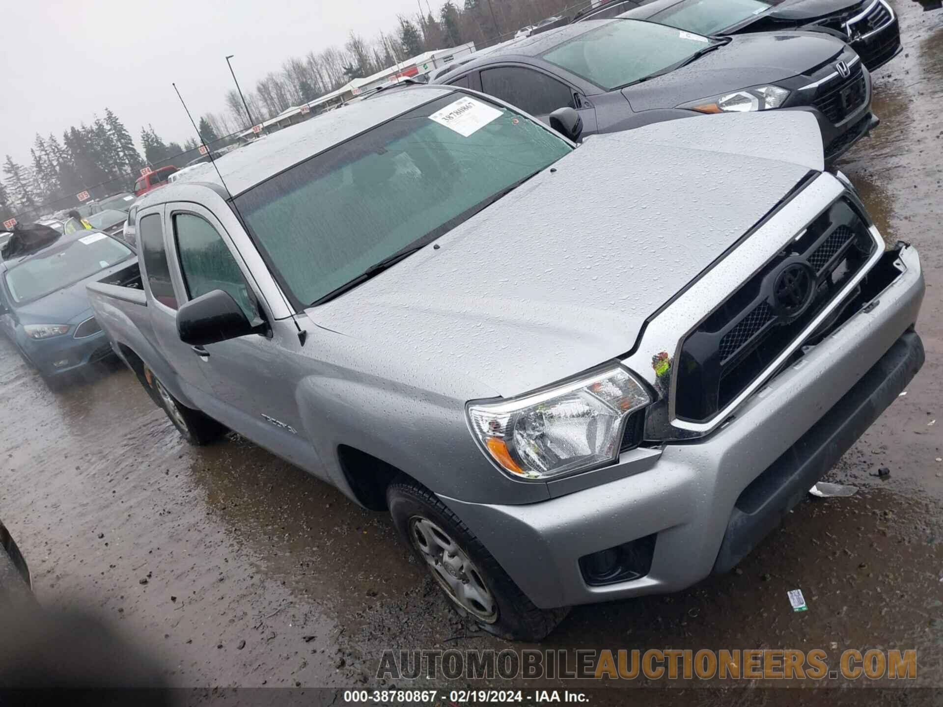 5TFTX4CN9FX052928 TOYOTA TACOMA 2015