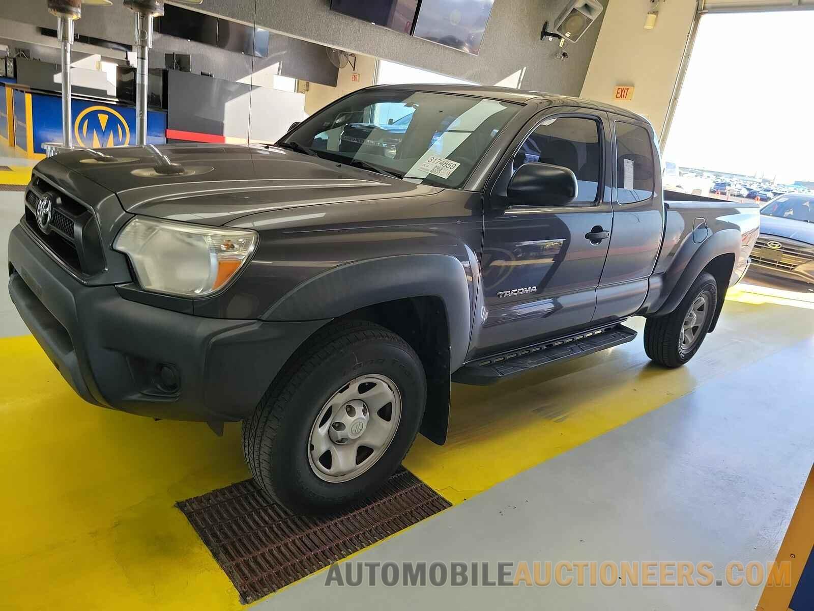 5TFTX4GN2FX041148 Toyota Tacoma 2WD 2015