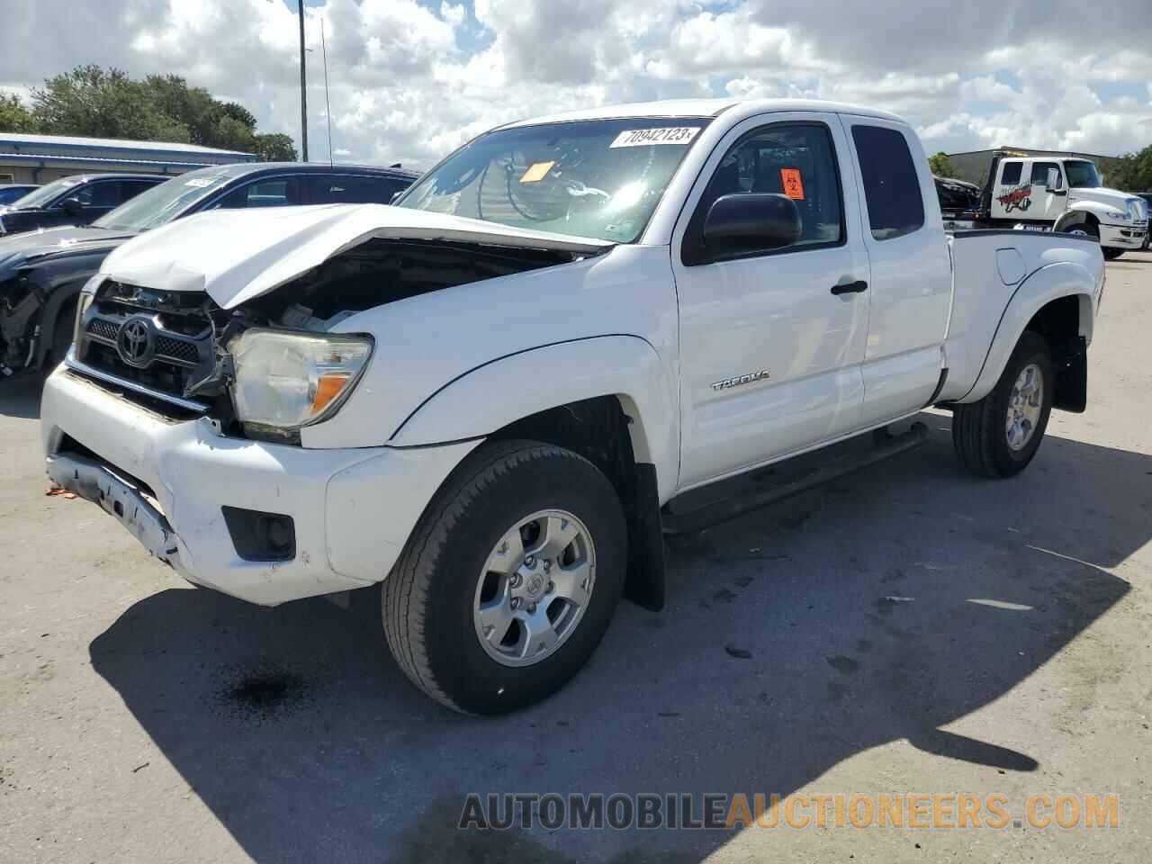 5TFTX4GN3FX041000 TOYOTA TACOMA 2015