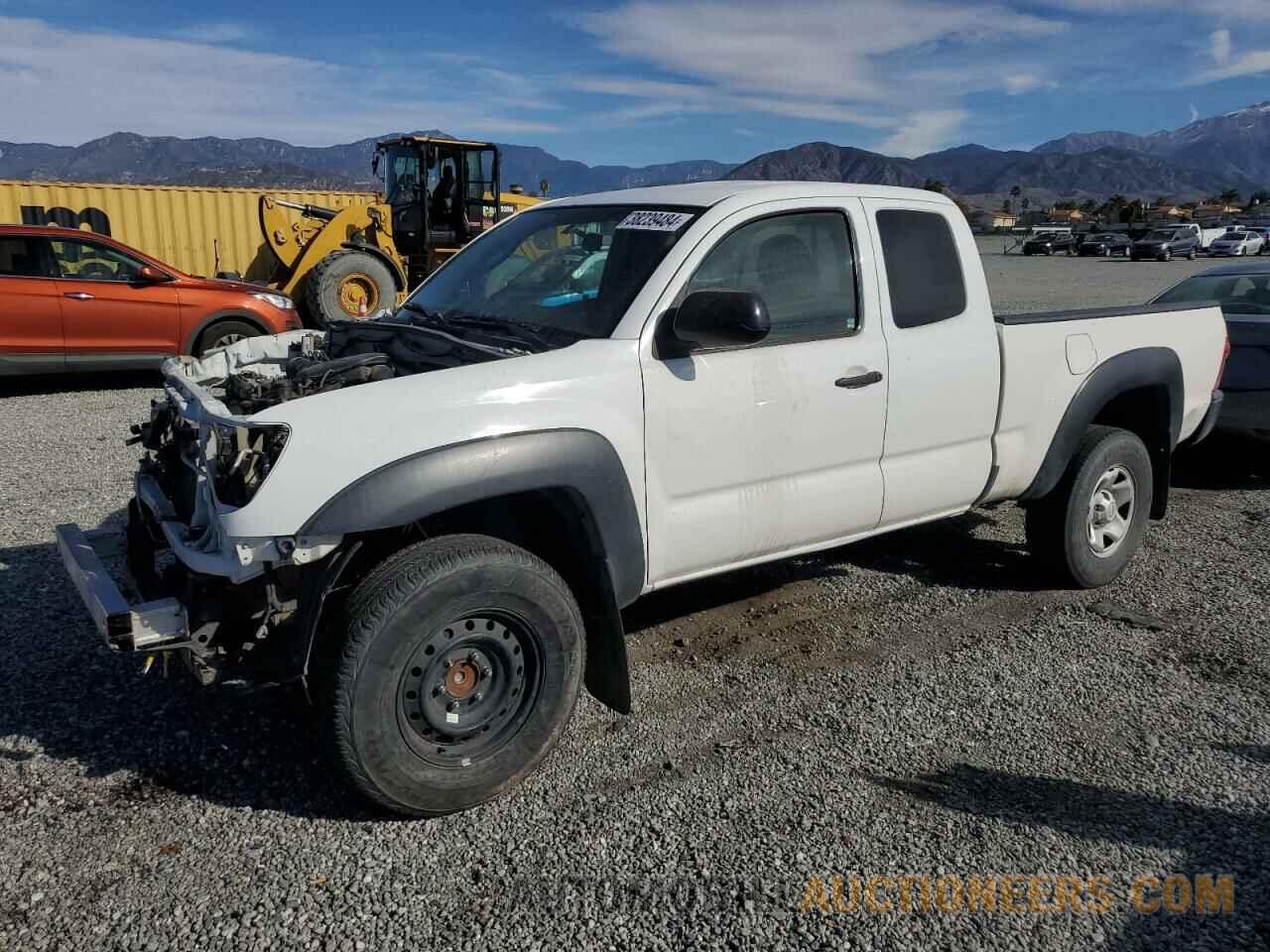 5TFTX4GN3FX043748 TOYOTA TACOMA 2015