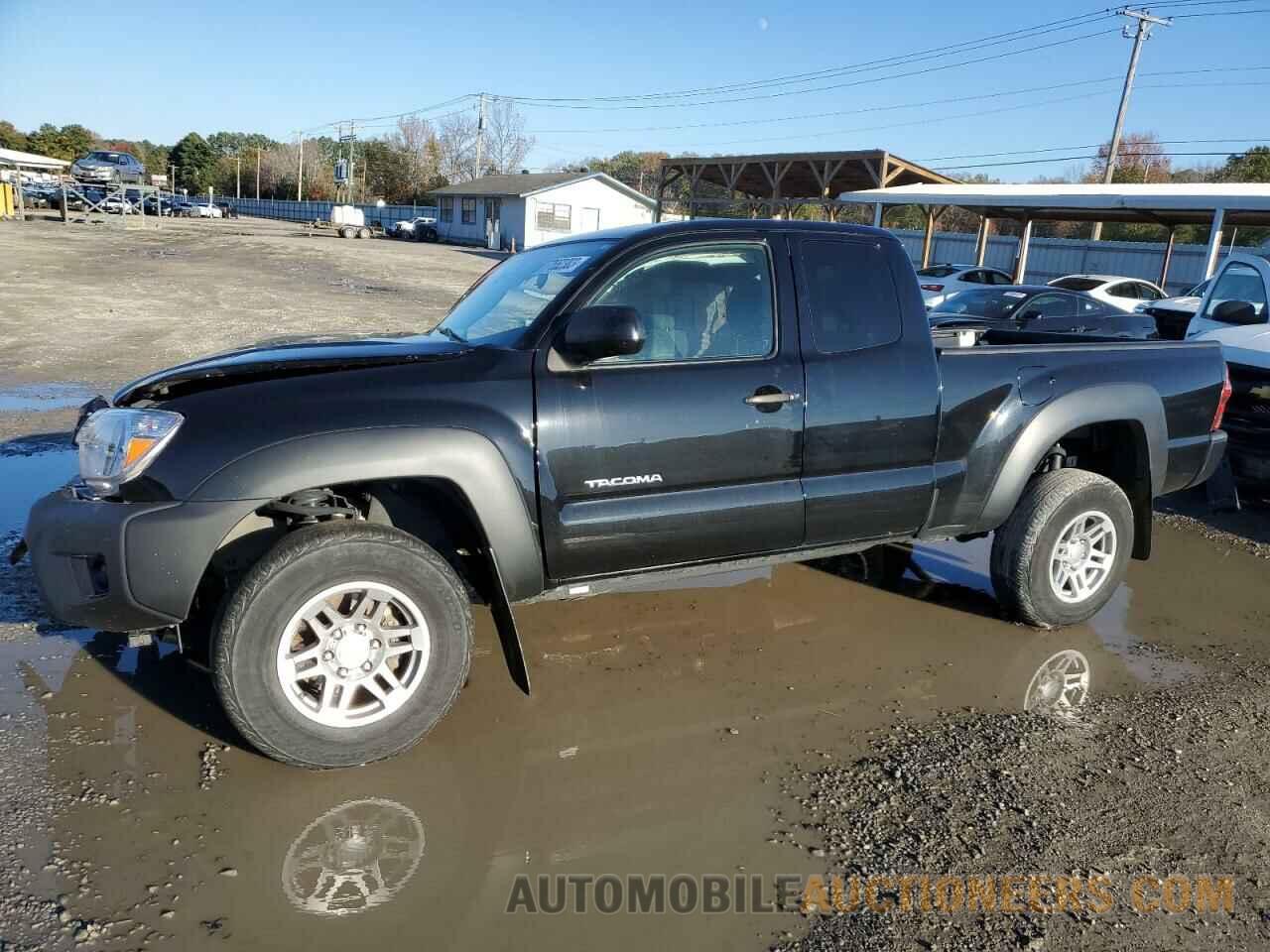 5TFTX4GN7FX041999 TOYOTA TACOMA 2015