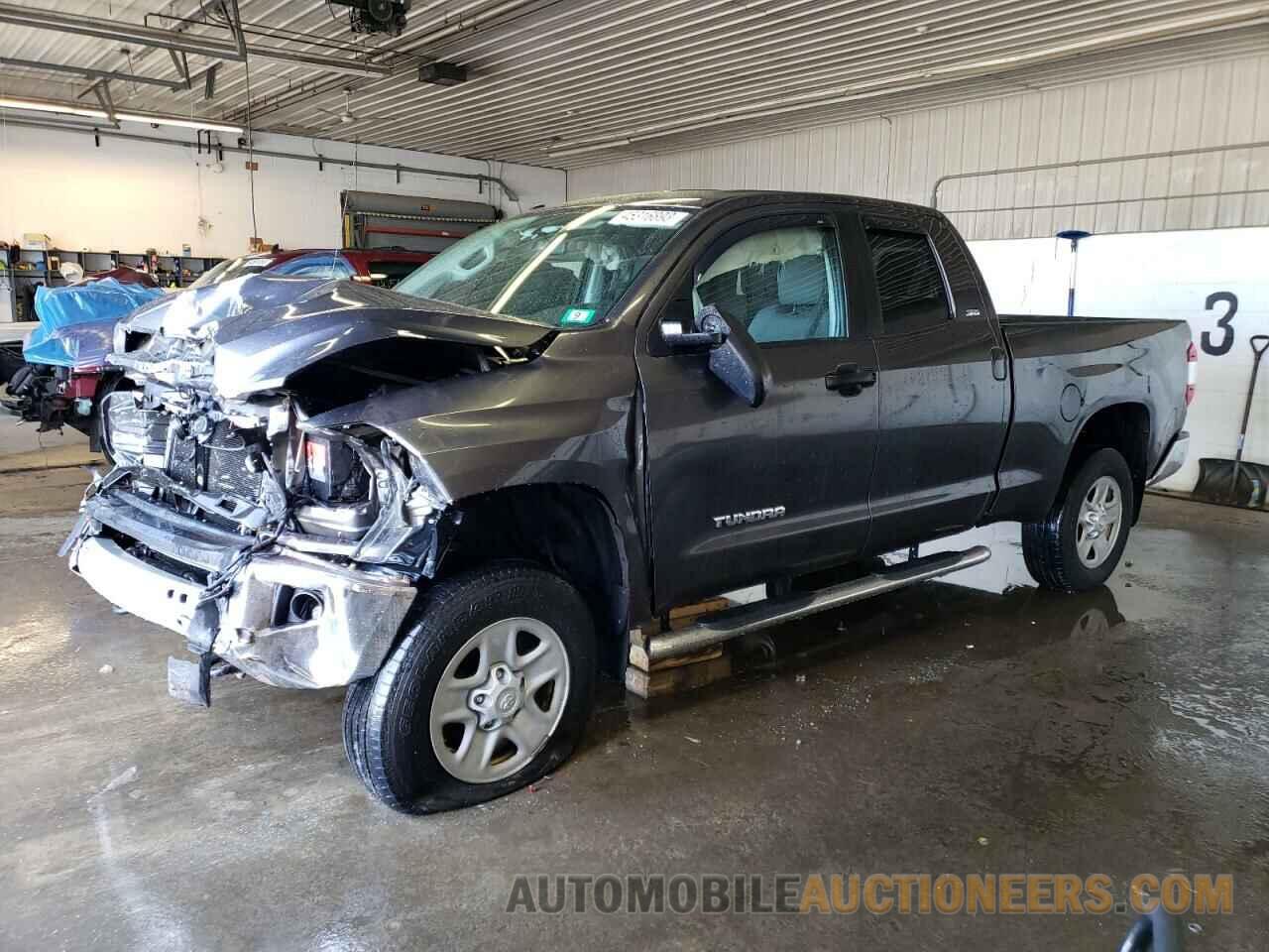 5TFUM5F10HX071575 TOYOTA TUNDRA 2017