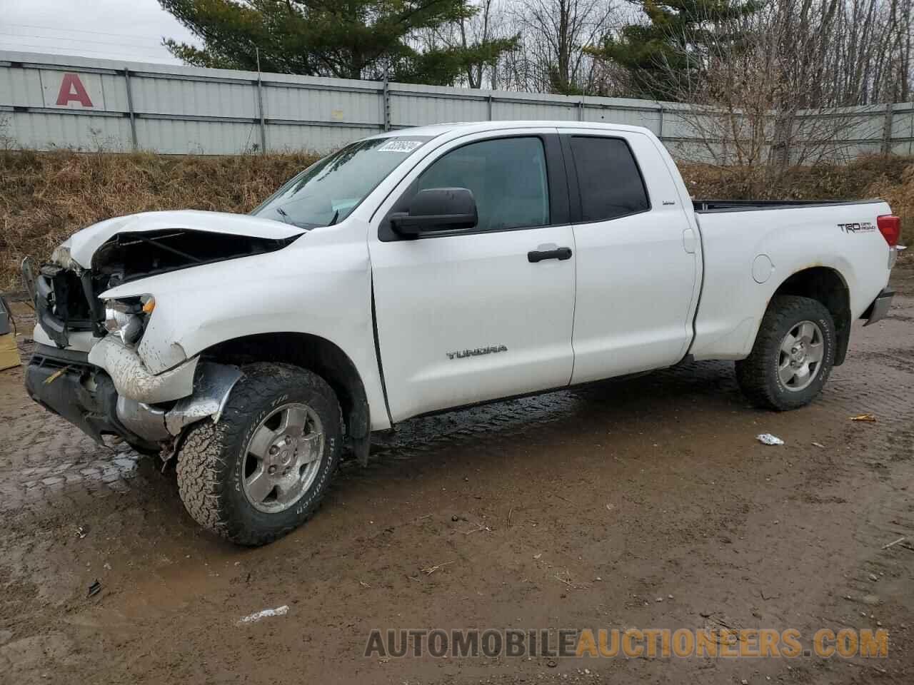 5TFUM5F11BX019931 TOYOTA TUNDRA 2011