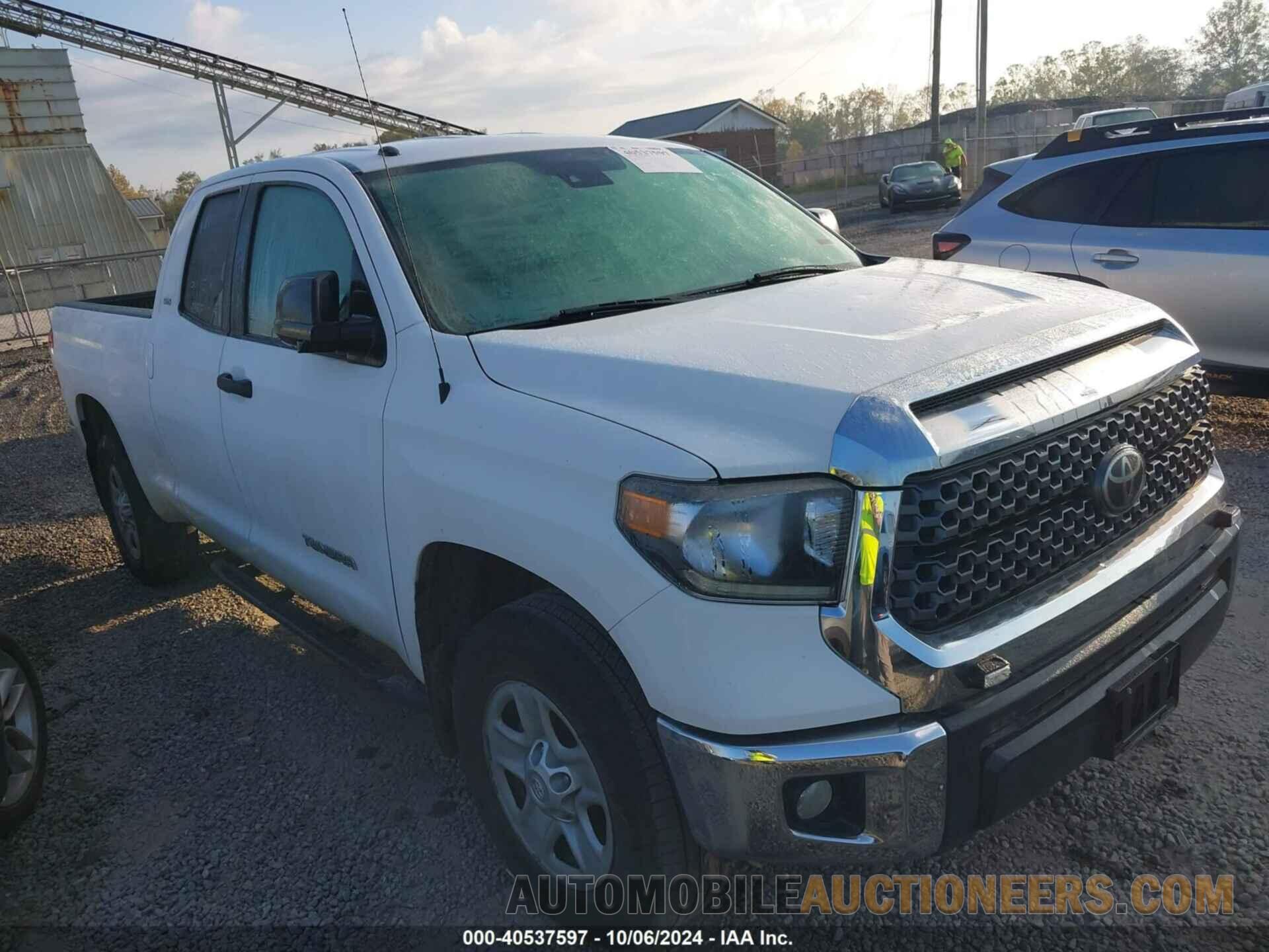 5TFUM5F11JX077990 TOYOTA TUNDRA 2018