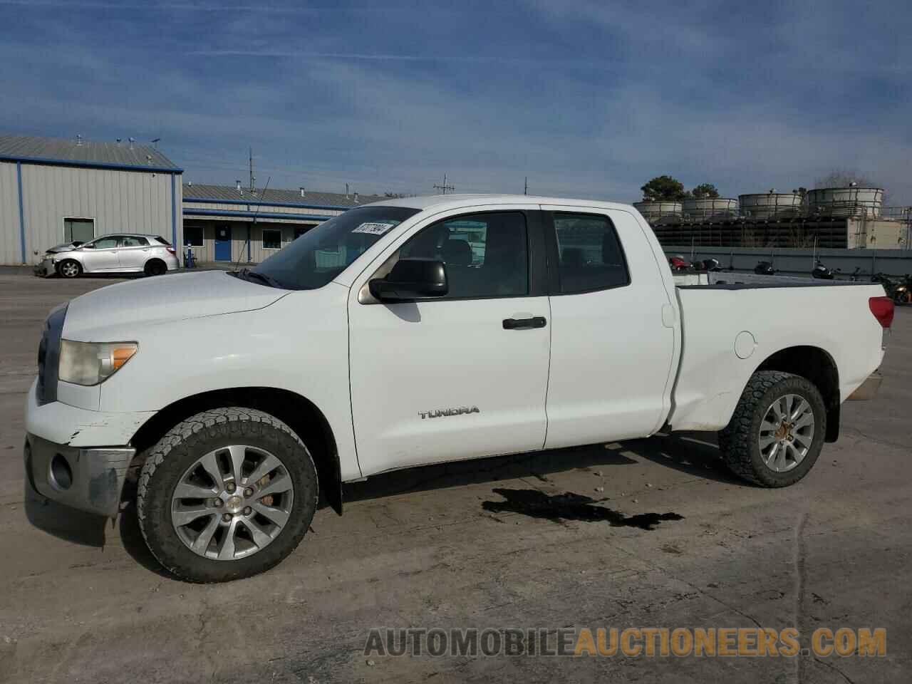 5TFUM5F14BX016814 TOYOTA TUNDRA 2011