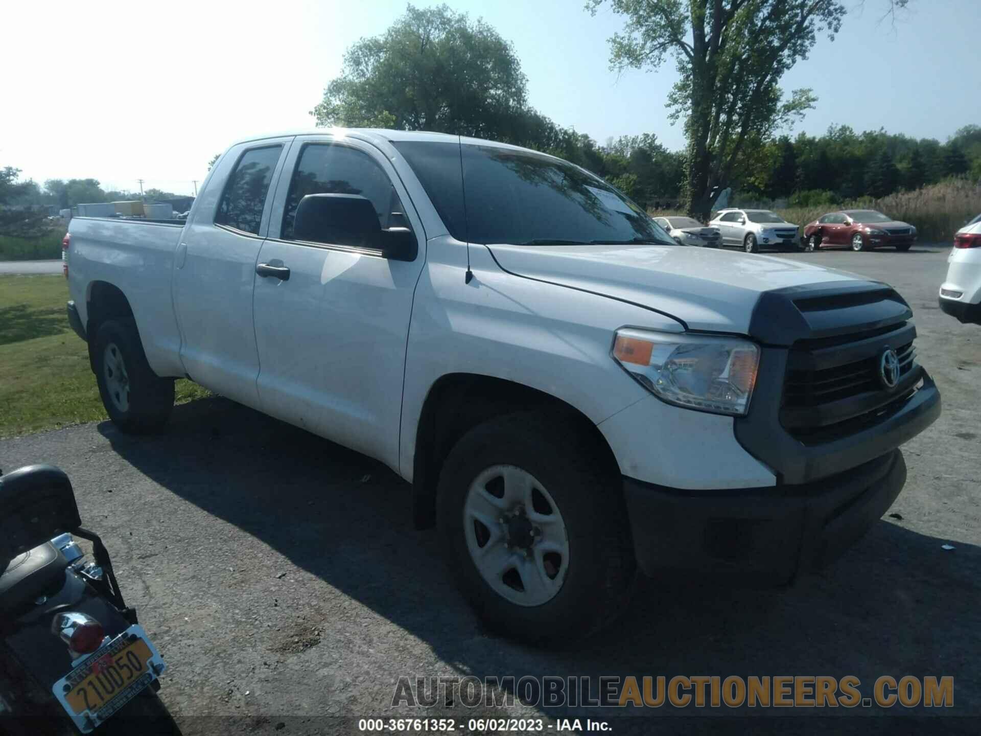 5TFUM5F14GX065860 TOYOTA TUNDRA 4WD TRUCK 2016