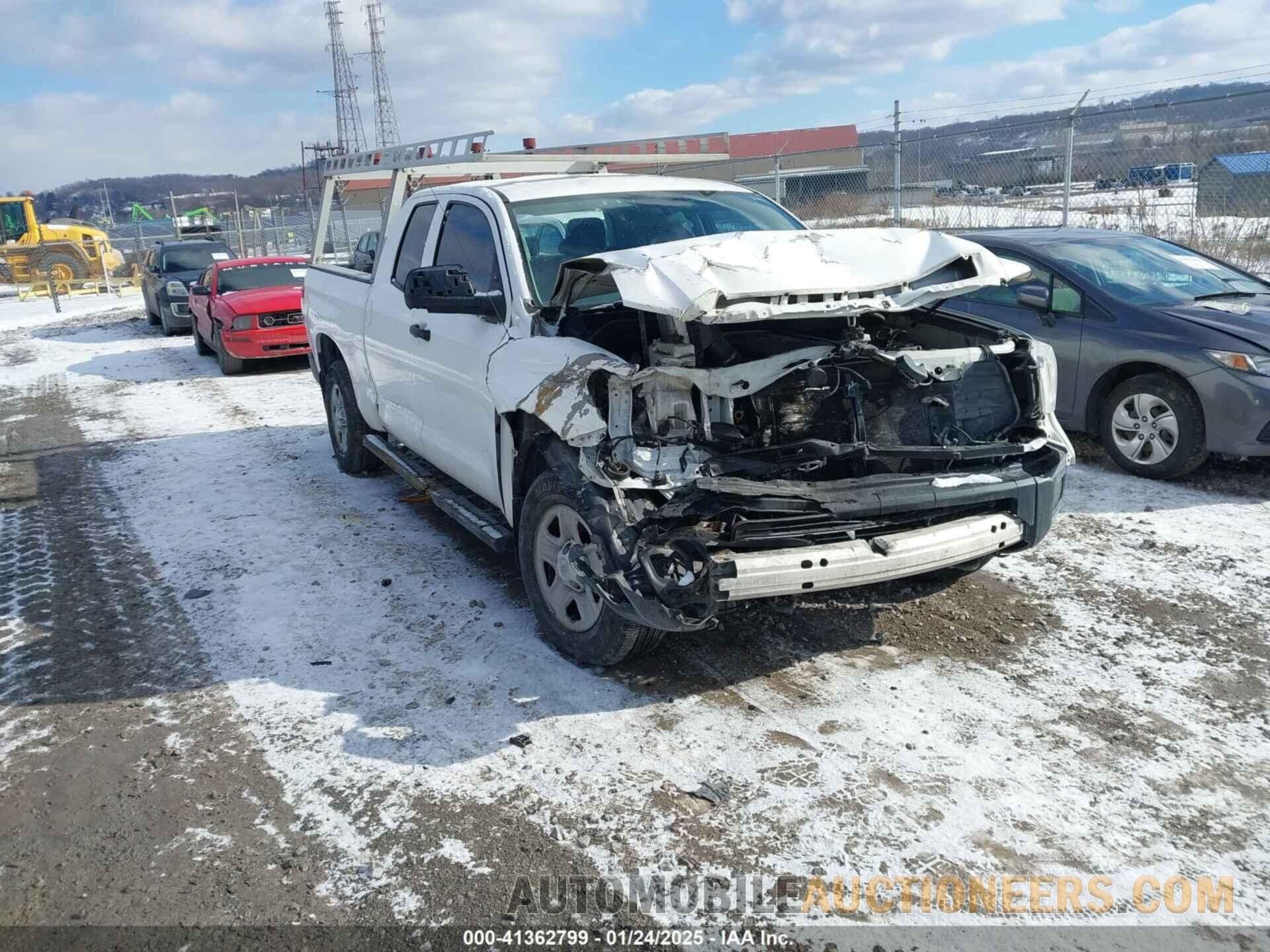 5TFUM5F14GX068371 TOYOTA TUNDRA 2016