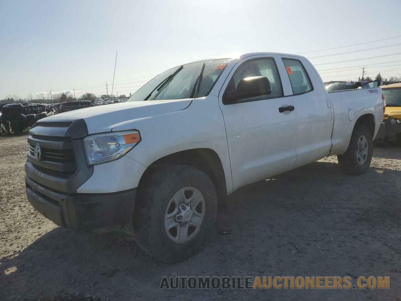 5TFUM5F17GX068557 TOYOTA TUNDRA 2016