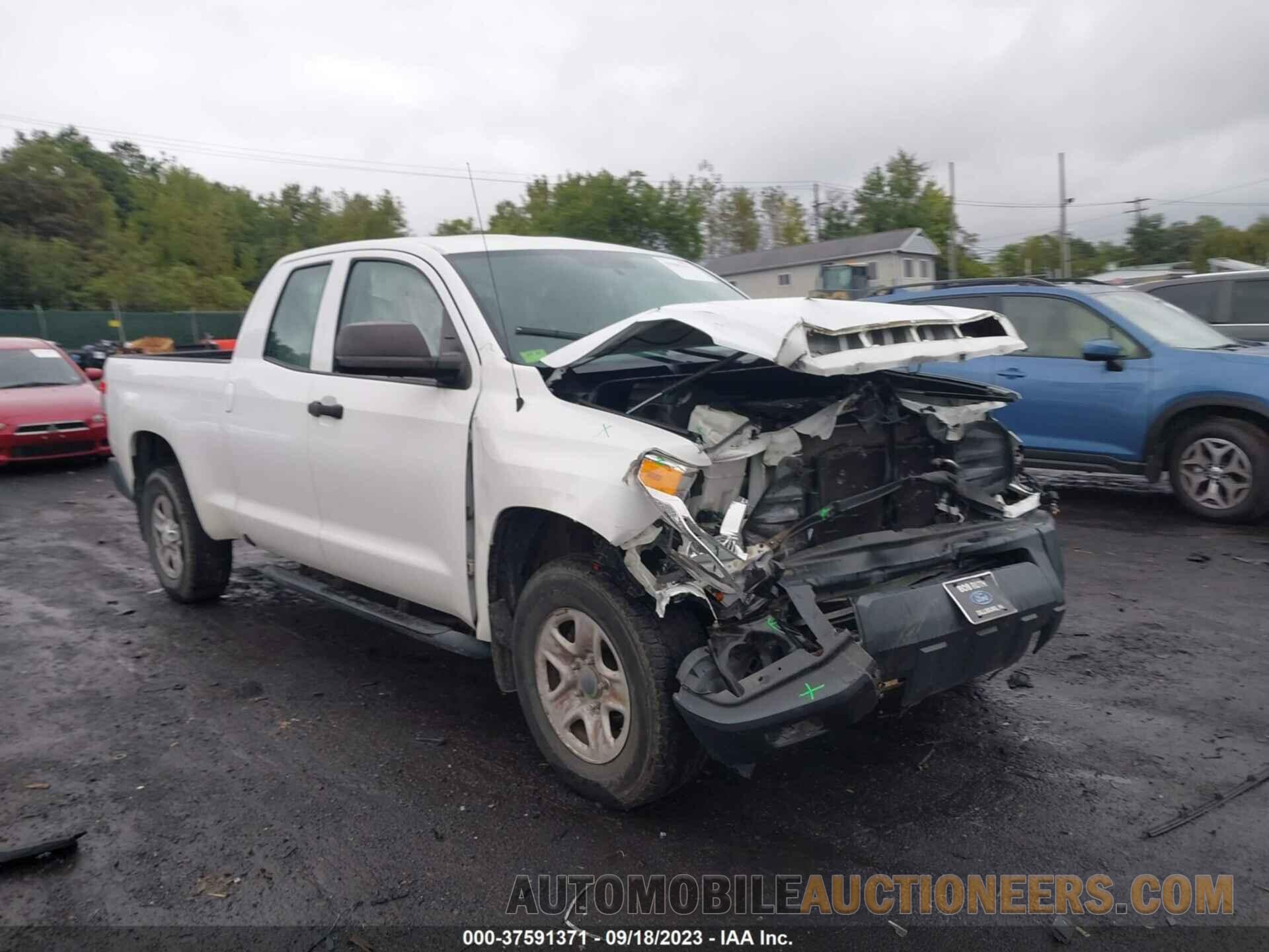 5TFUM5F18HX069413 TOYOTA TUNDRA 2017