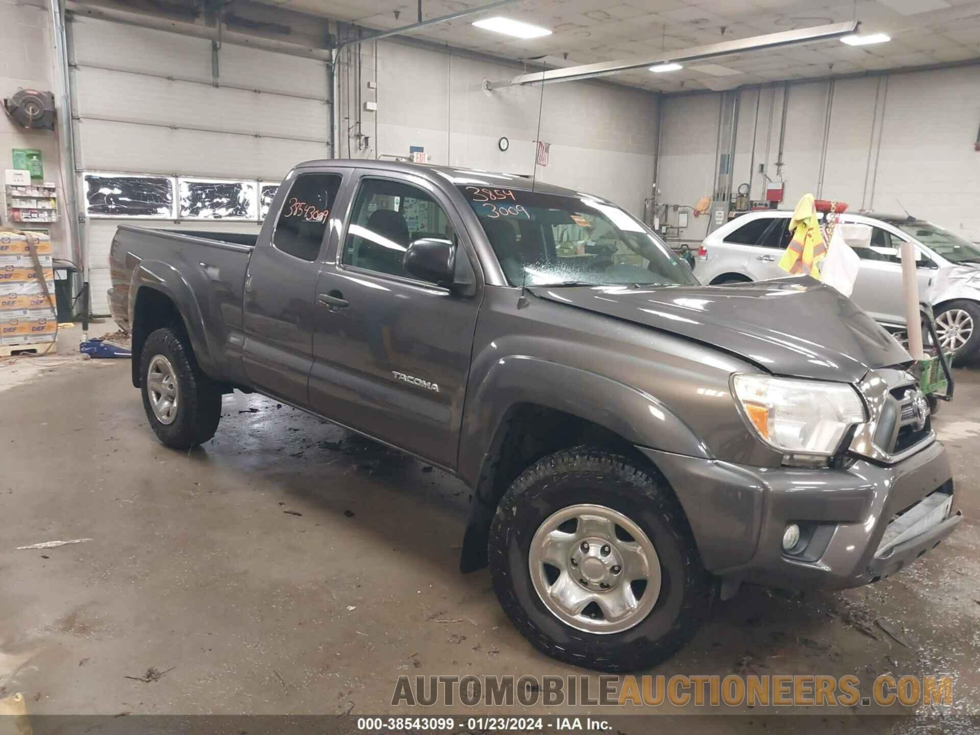 5TFUU4EN0FX137764 TOYOTA TACOMA 2015