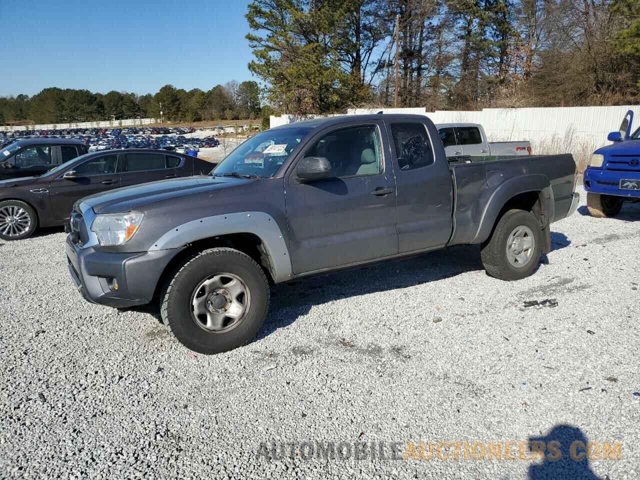 5TFUU4EN5FX110124 TOYOTA TACOMA 2015