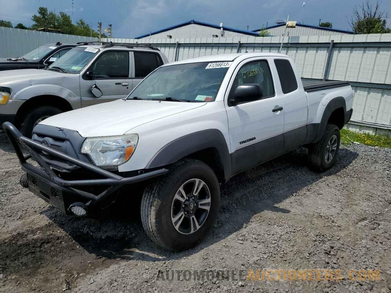 5TFUU4EN5FX131085 TOYOTA TACOMA 2015