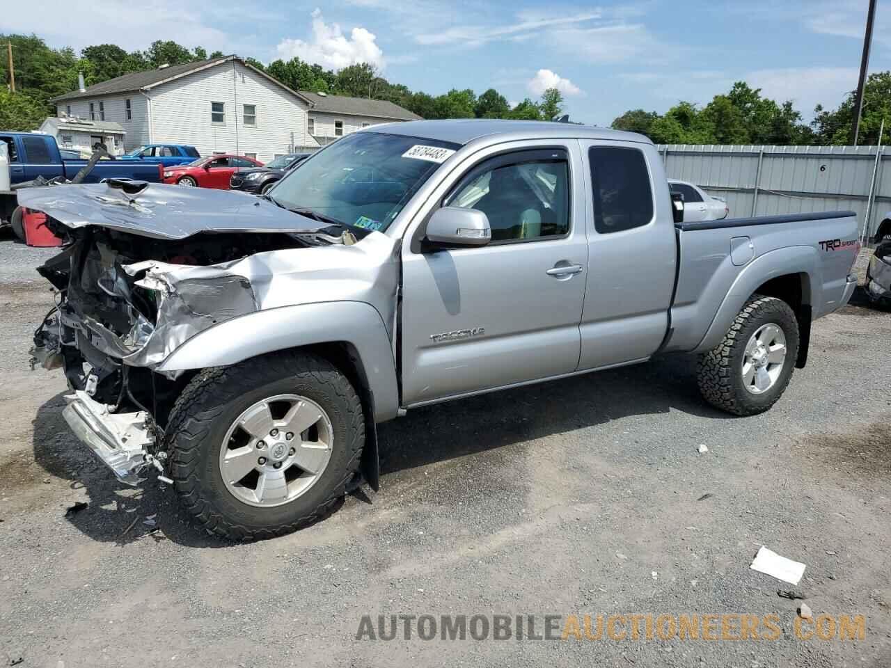 5TFUU4EN5FX131894 TOYOTA TACOMA 2015