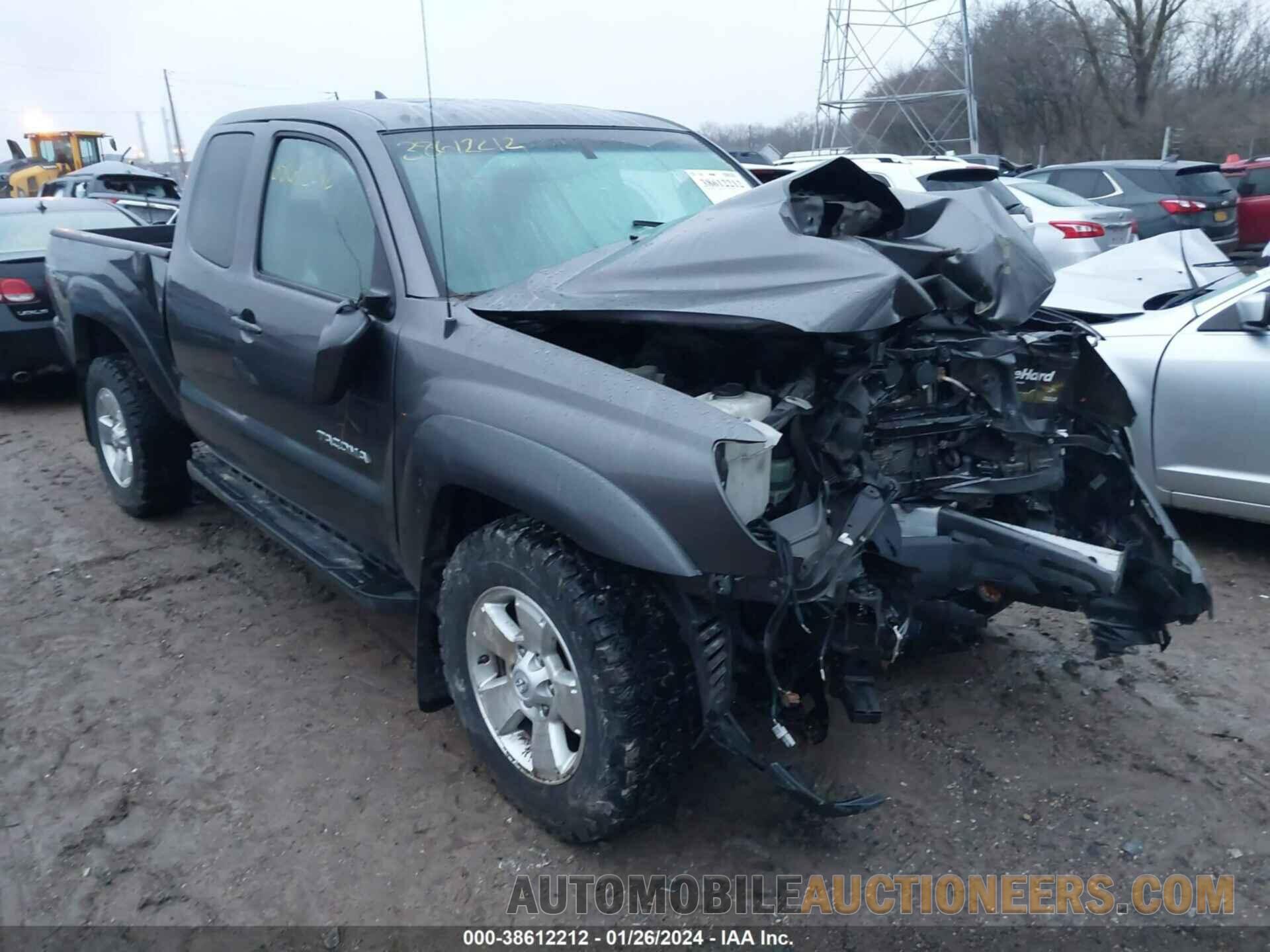 5TFUU4EN7FX113316 TOYOTA TACOMA 2015