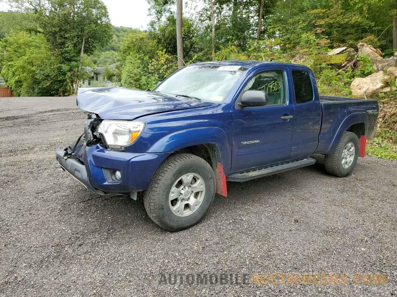 5TFUU4EN7FX113882 TOYOTA TACOMA 2015