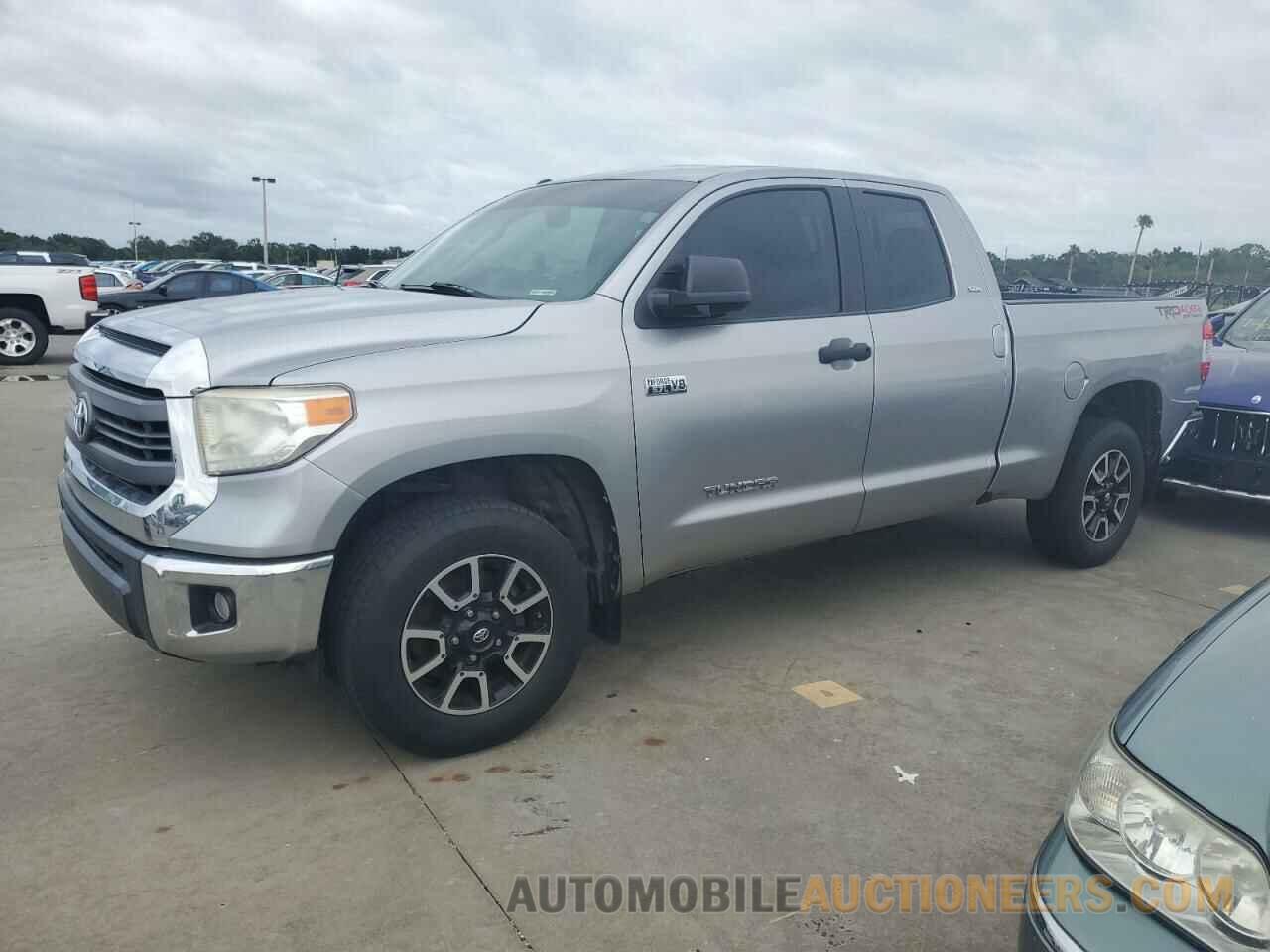 5TFUW5F10FX477833 TOYOTA TUNDRA 2015