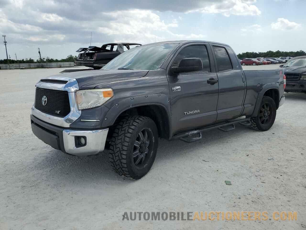 5TFUW5F10HX603661 TOYOTA TUNDRA 2017