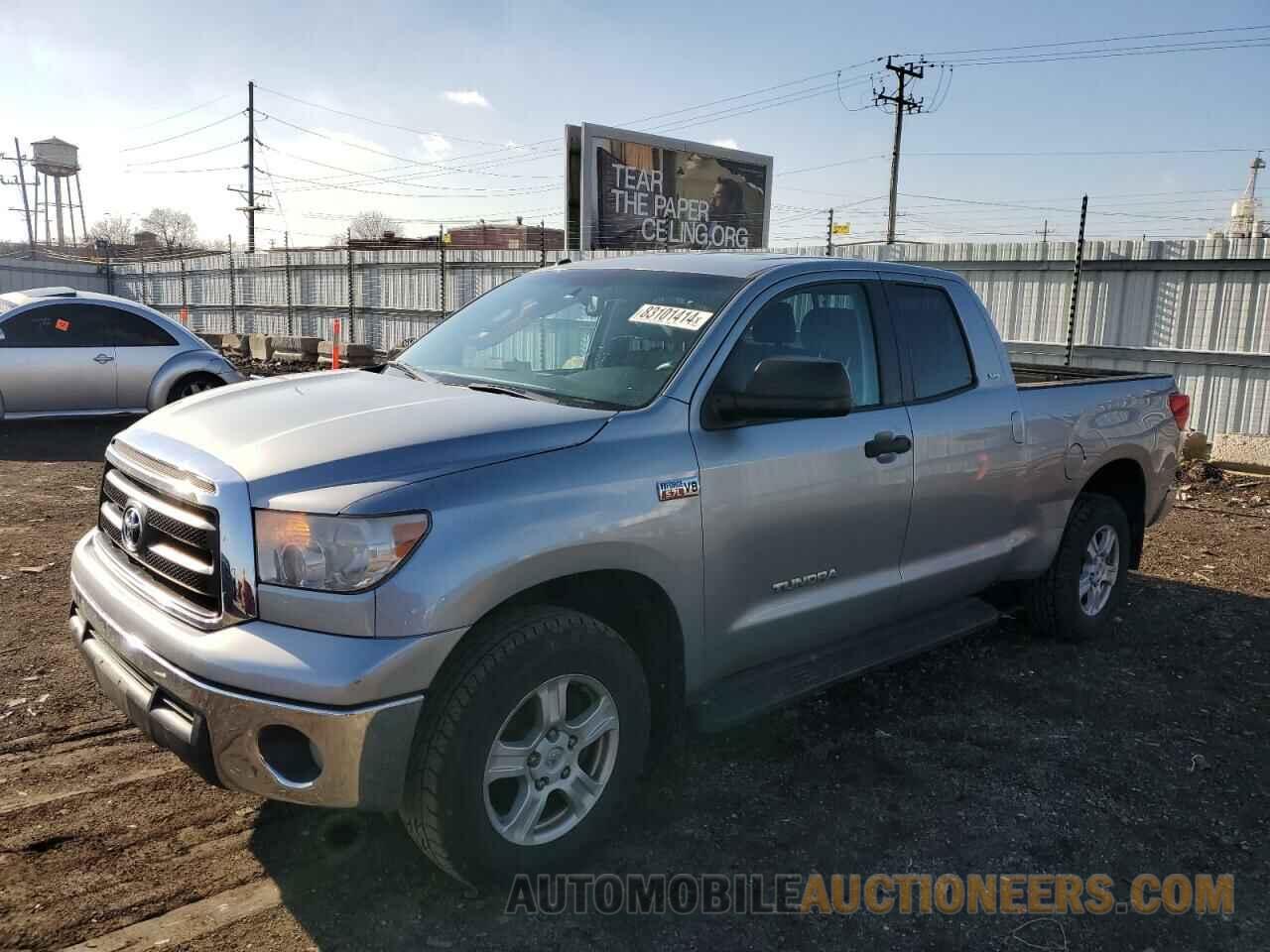 5TFUW5F12DX322827 TOYOTA TUNDRA 2013