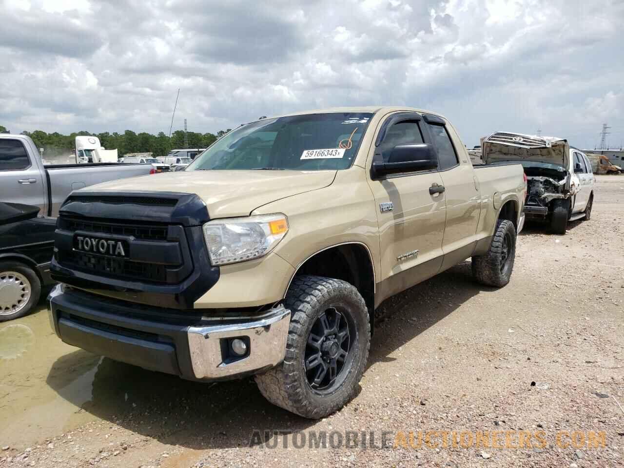 5TFUW5F13HX592493 TOYOTA TUNDRA 2017