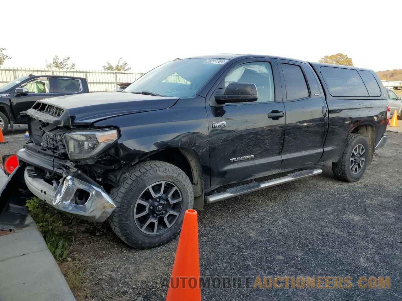 5TFUW5F13JX692941 TOYOTA TUNDRA 2018